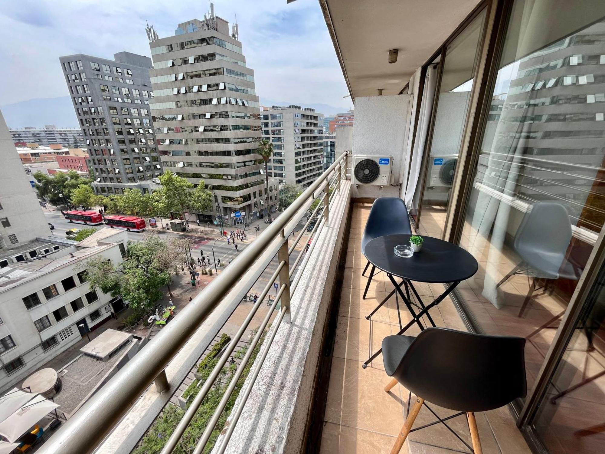 Apartamentos City Centro Manuel Montt Сантьяго Екстер'єр фото