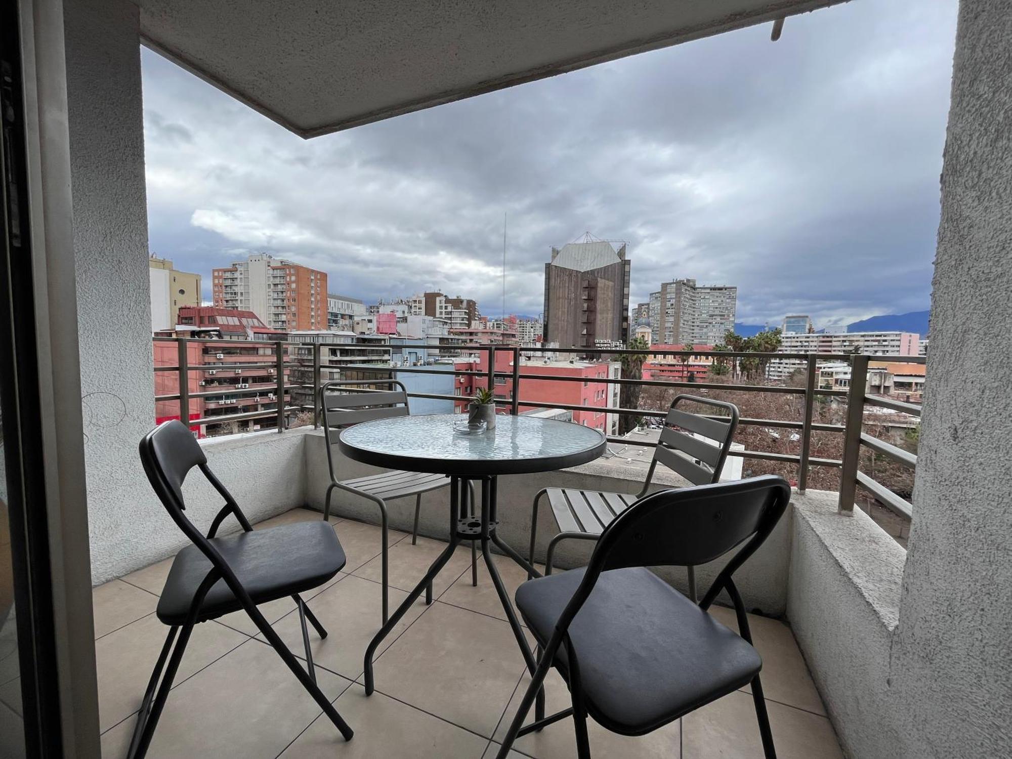 Apartamentos City Centro Manuel Montt Сантьяго Екстер'єр фото